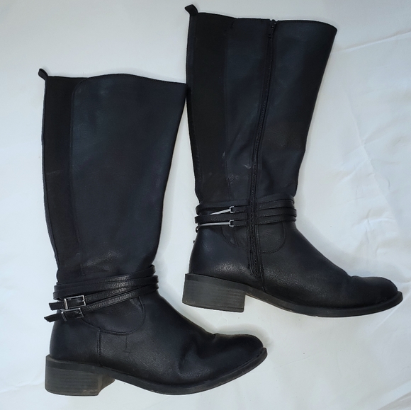White Mountain Lilymae Black Boots Size 
